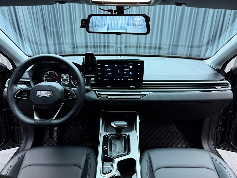 GEELY Emgrand 2025 car image #9