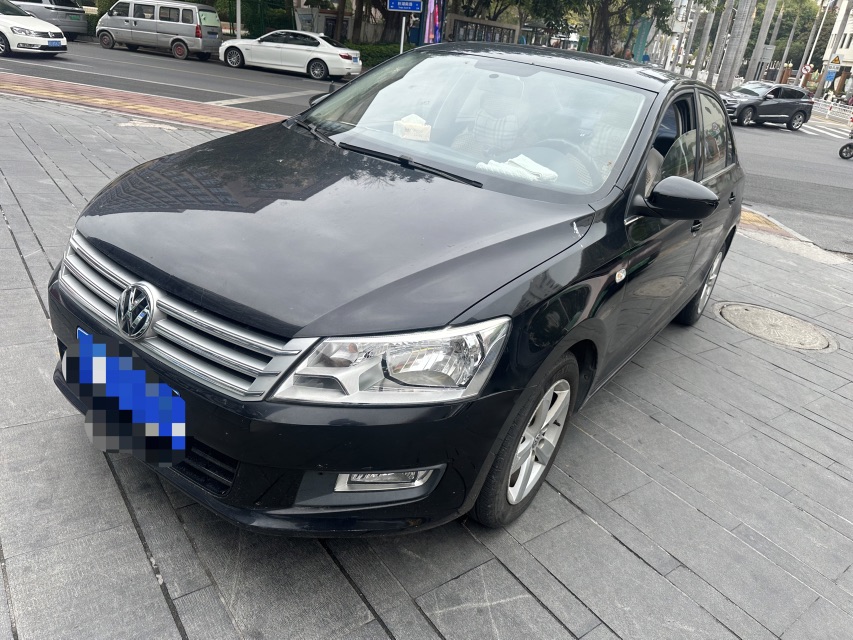 Volkswagen Santana 2014 car image 