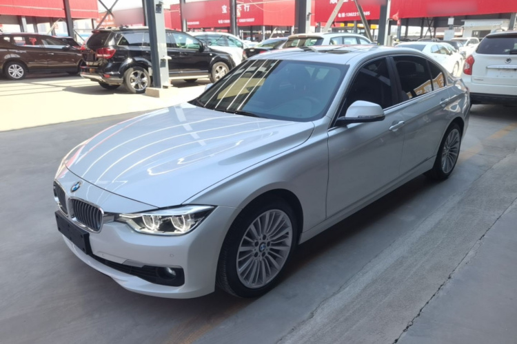 BMW 3 Series 2018 #2 BMW 3 Series 2018 car image #2