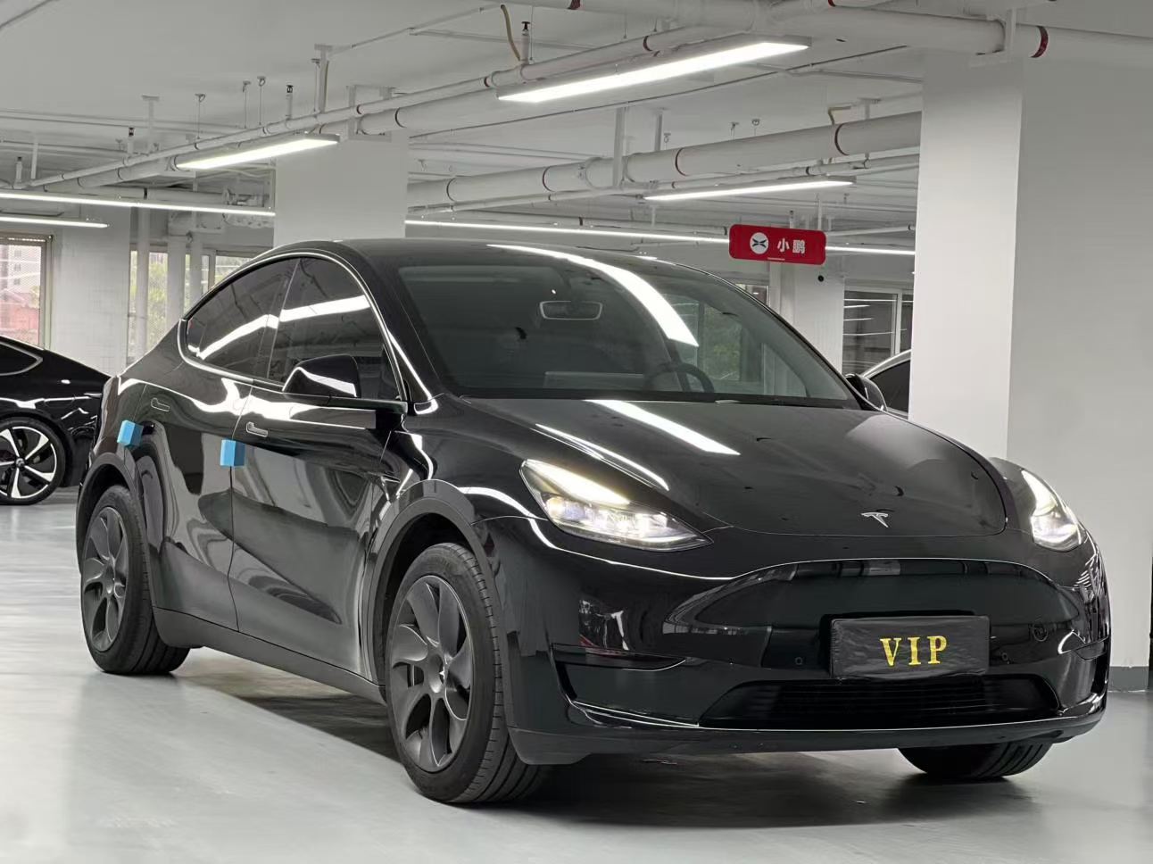 Tesla Model Y 2022 #2 Tesla Model Y 2022 car image #2