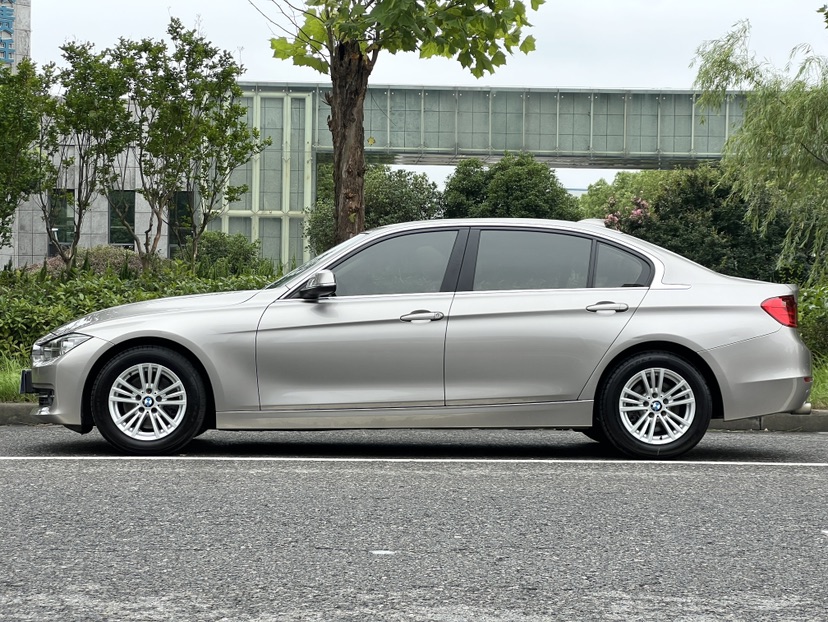 BMW 3 Series 2014 #5 BMW 3 Series 2014 car image #5
