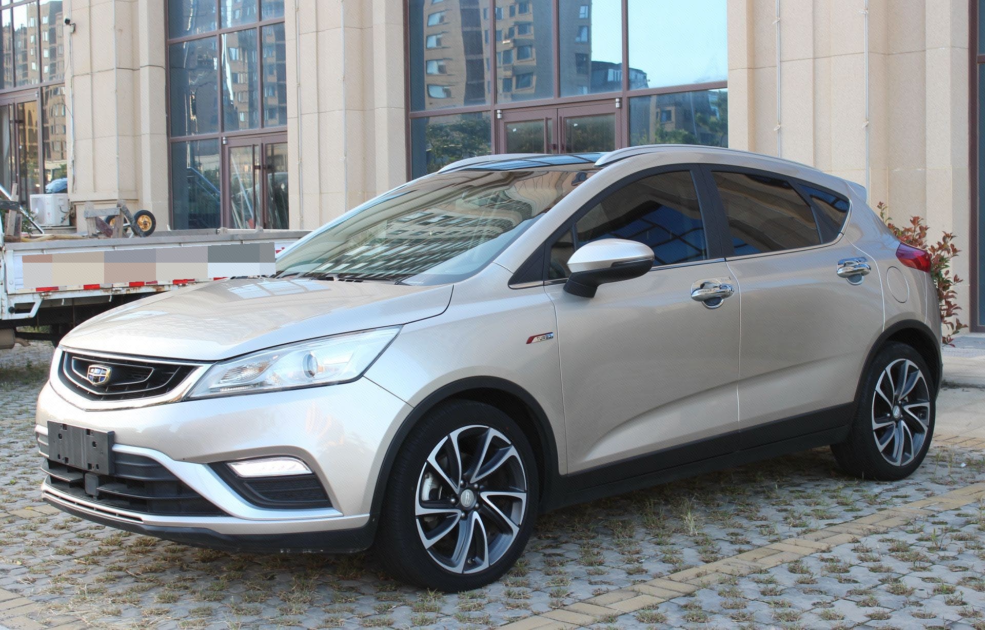 GEELY Emgrand GS 2016 car image 