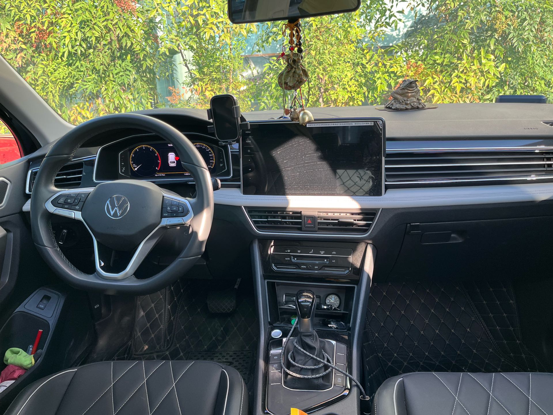 Volkswagen Tiguan L 2025 #2 Volkswagen Tiguan L 2025 изображение автомобиля #2