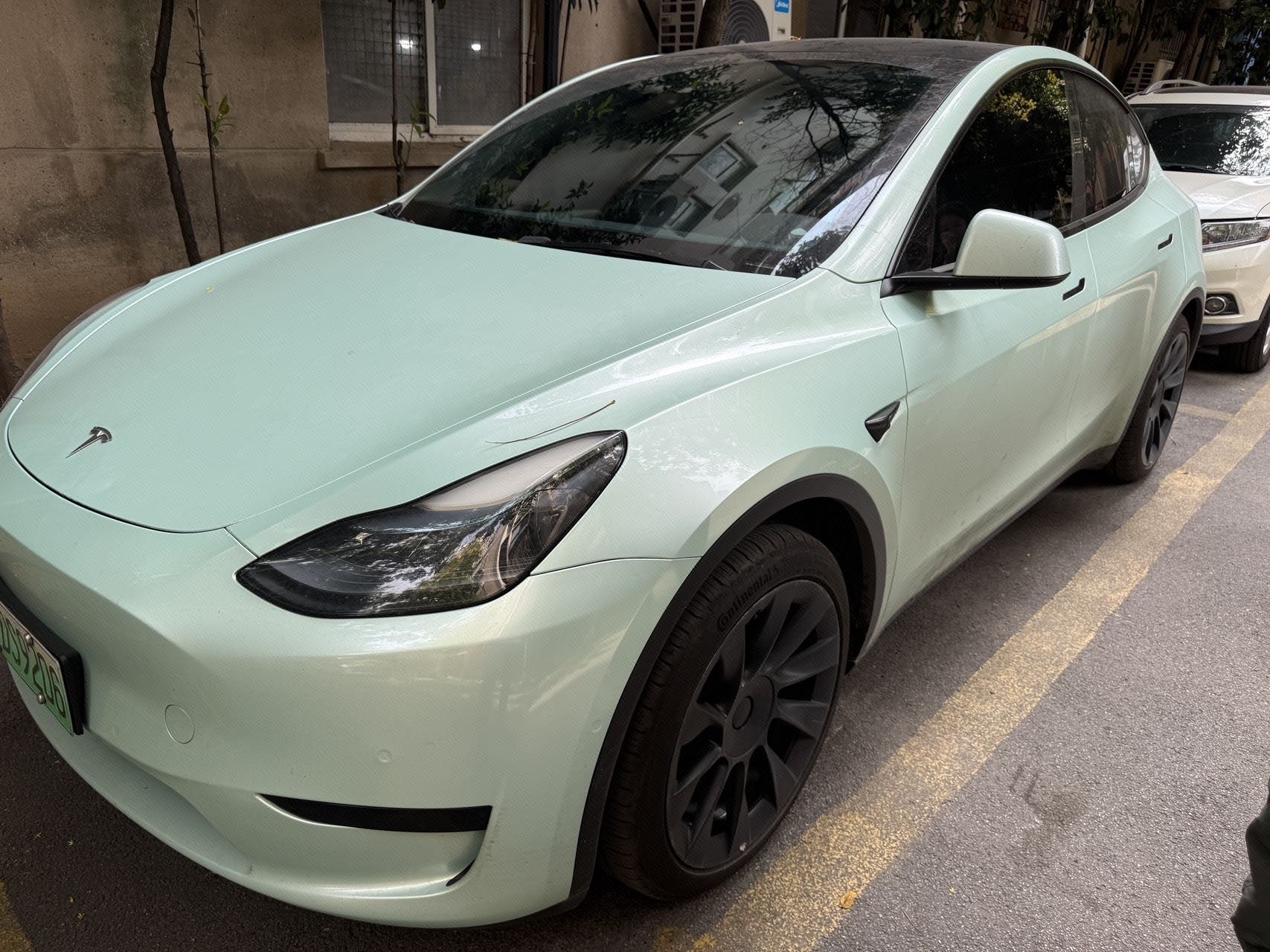 Tesla Model Y 2022 car image 