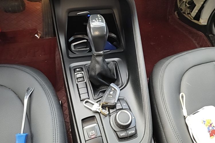 BMW X1 2017 #14 BMW X1 2017 car image #14