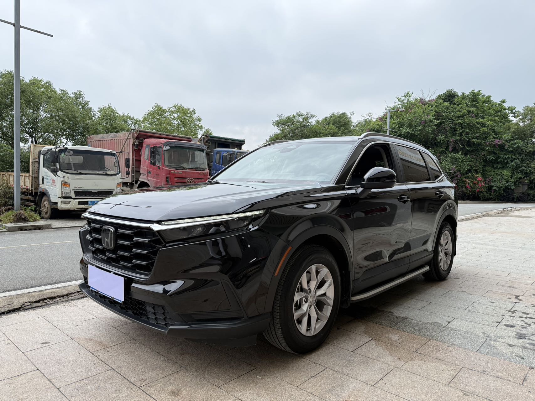 Honda CR-V 2025 car image 