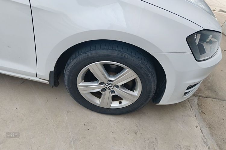 Volkswagen Golf 2016 car image #9