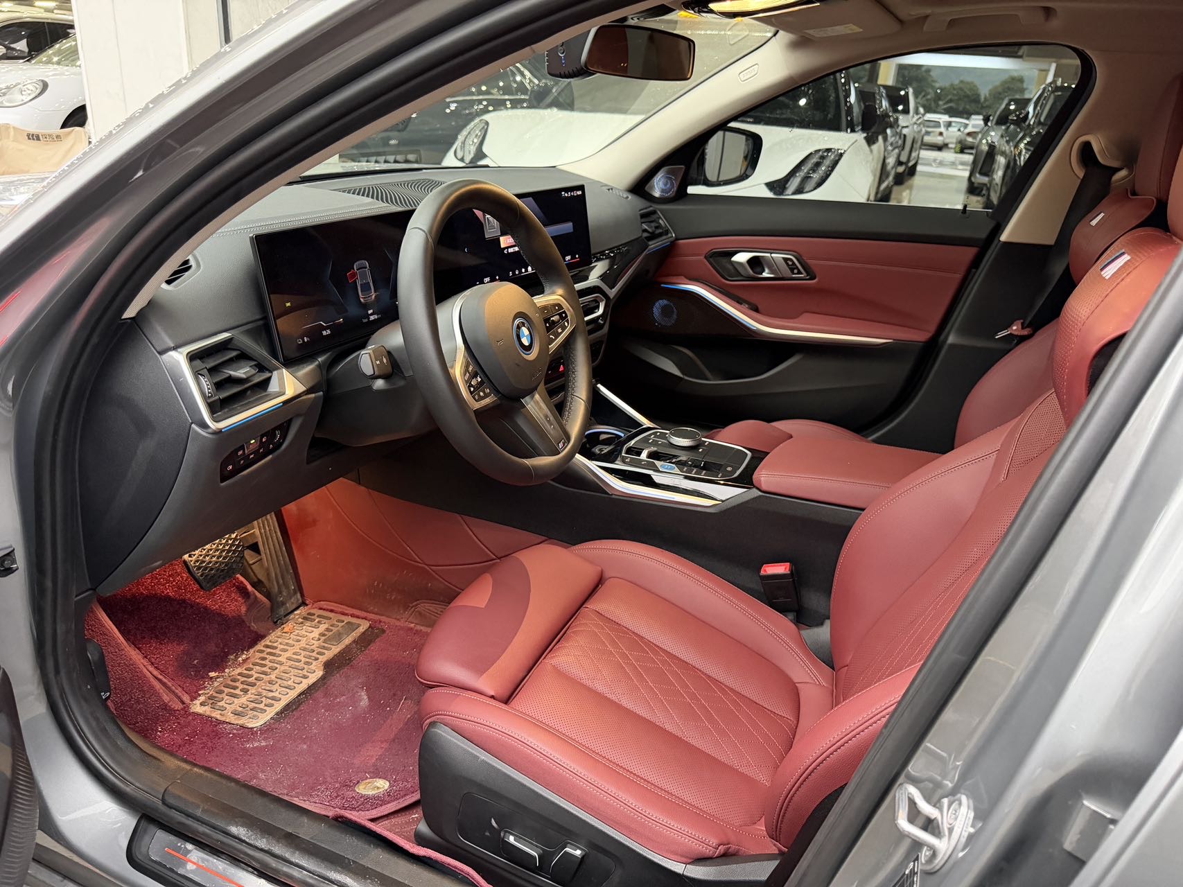 BMW i3 2023 car image #6