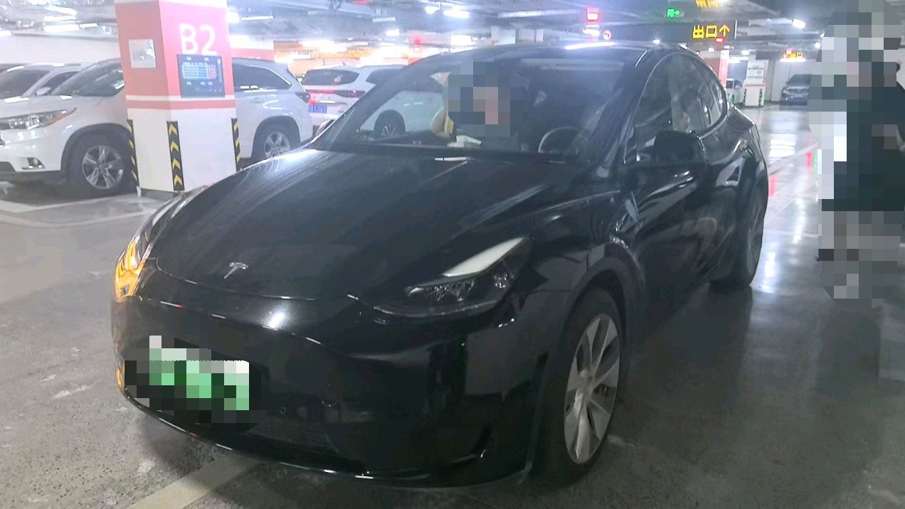 Tesla Model Y 2023 Tesla Model Y 2023 car image