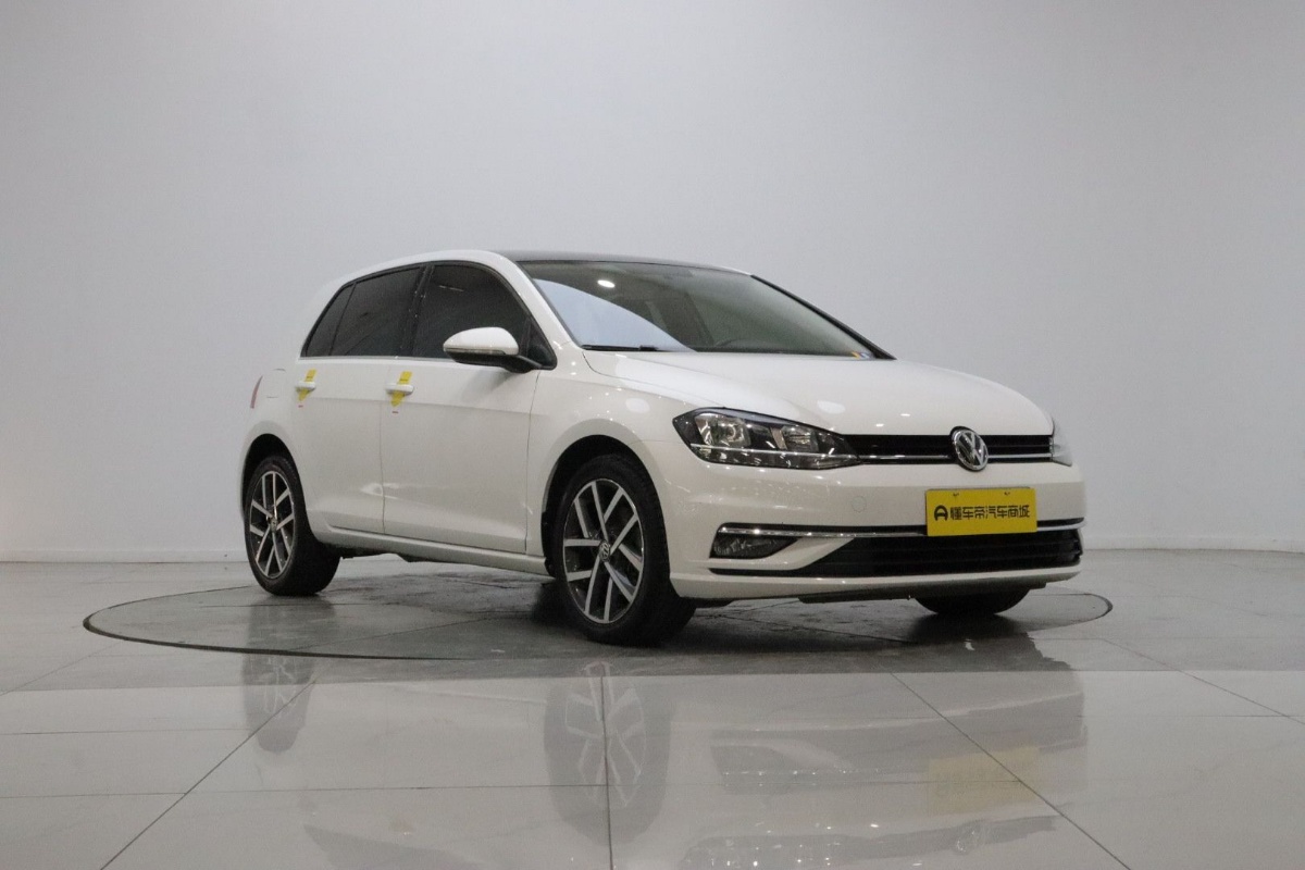 Volkswagen Golf 2020 immagine di auto #3