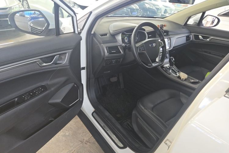 GEELY Emgrand GS 2016 car image #12