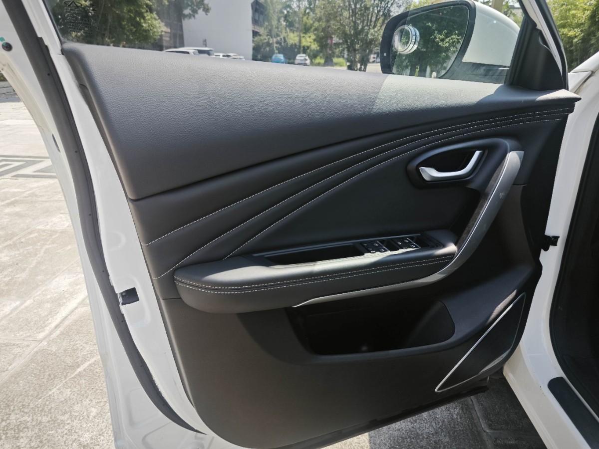 Jetour X70 2018 #11 Jetour X70 2018 car image #11