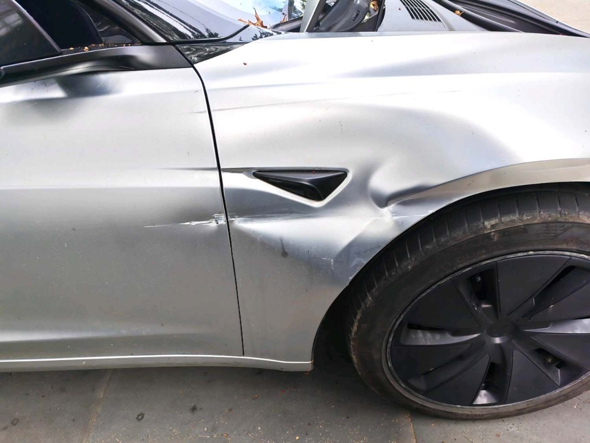 Tesla Model 3 2025 car image #12
