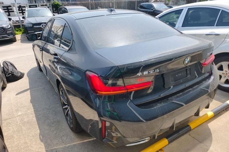BMW 3 Series 2023 #5 BMW 3 Series 2023 car image #5