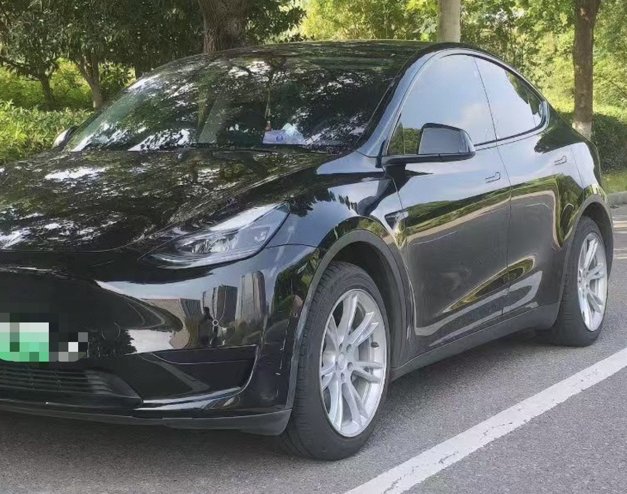 Tesla Model Y 2022 Tesla Model Y 2022 car image