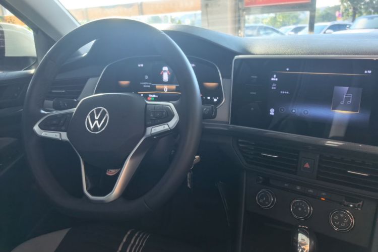 Volkswagen Bora 2024 car image #10