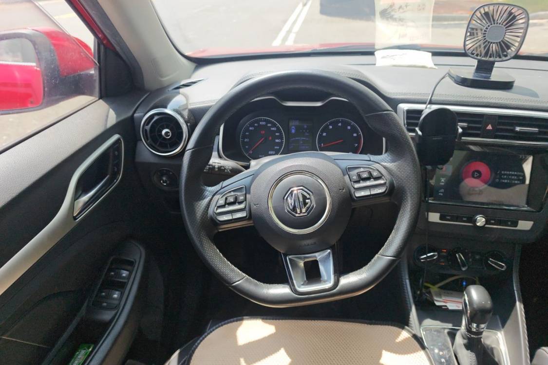 MG ZS 2018 car image #22