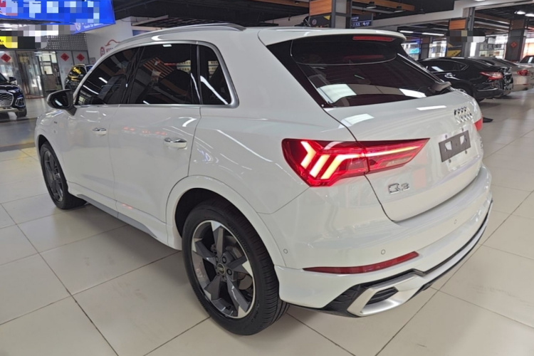 Audi Q3 2024 #7 Audi Q3 2024 car image #7