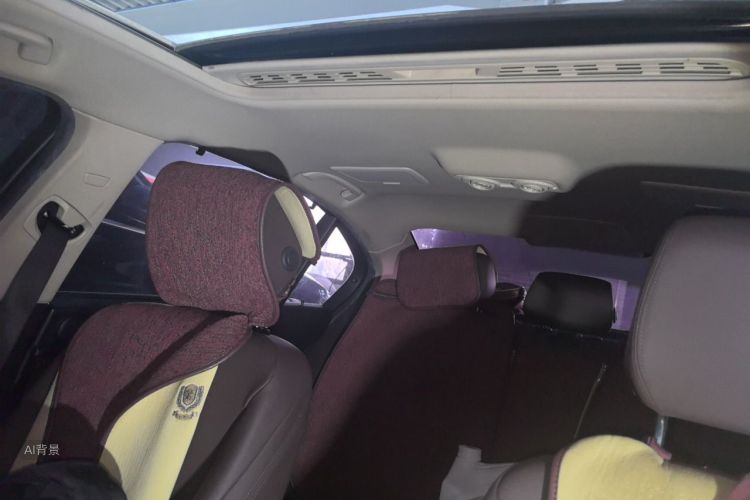BMW 3 Series 2018 car image #20