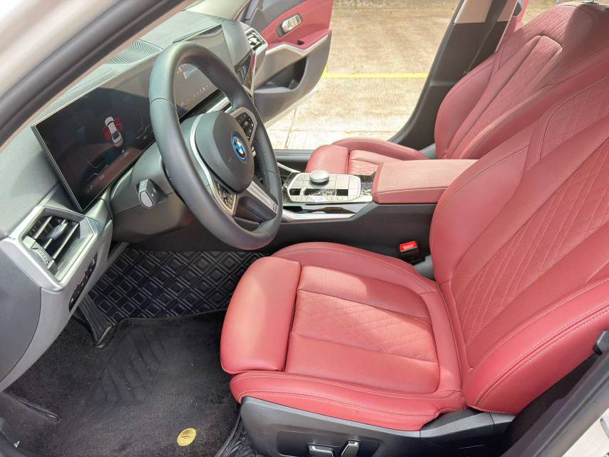 BMW i3 2024 #4 BMW i3 2024 car image #4