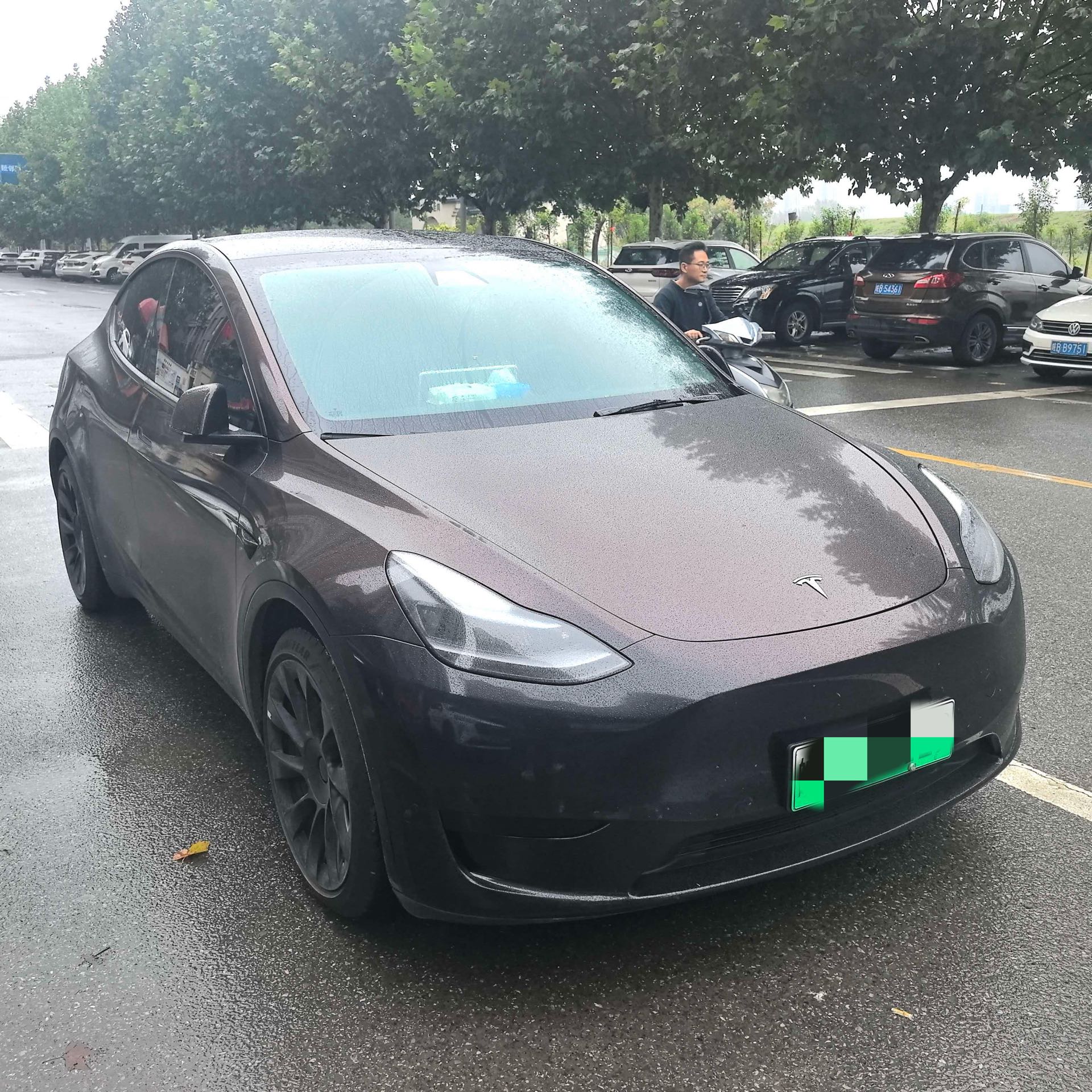Tesla Model Y 2022 #2 Tesla Model Y 2022 car image #2