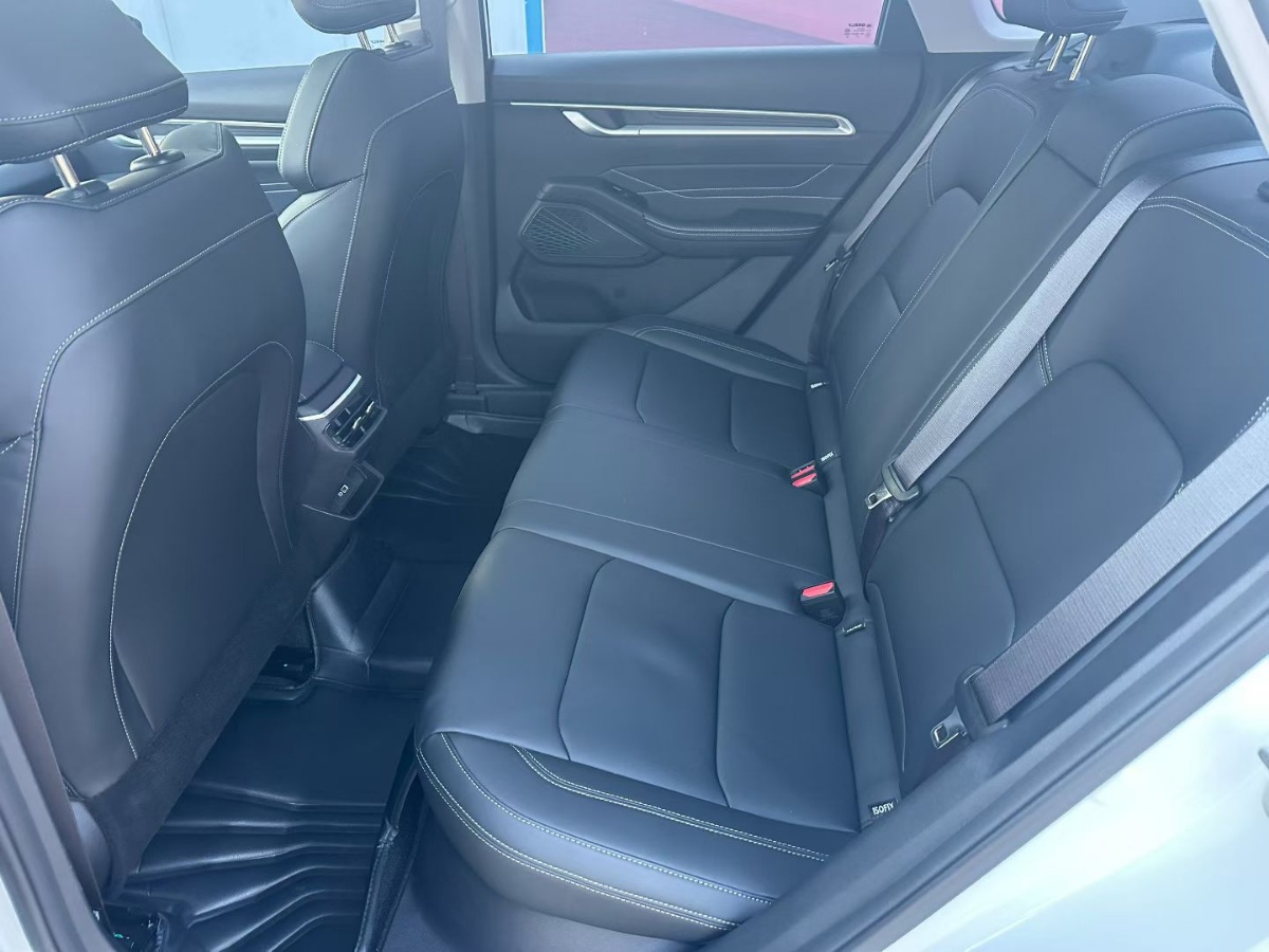 GEELY Emgrand 2025 #7 GEELY Emgrand 2025 car image #7