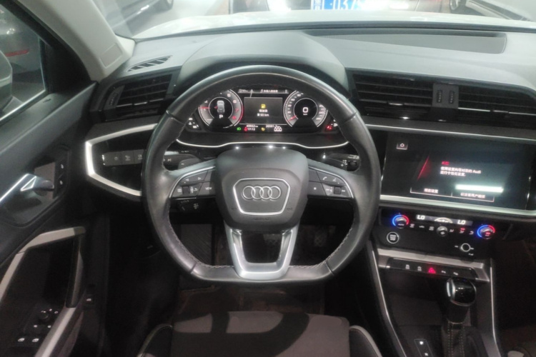 Audi Q3 2022 #15 Audi Q3 2022 car image #15