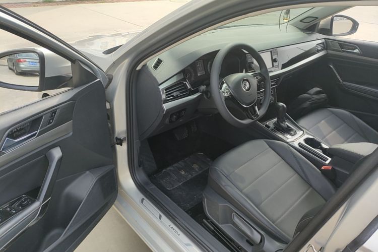 Volkswagen Lavida 2019 #16 Volkswagen Lavida 2019 car image #16
