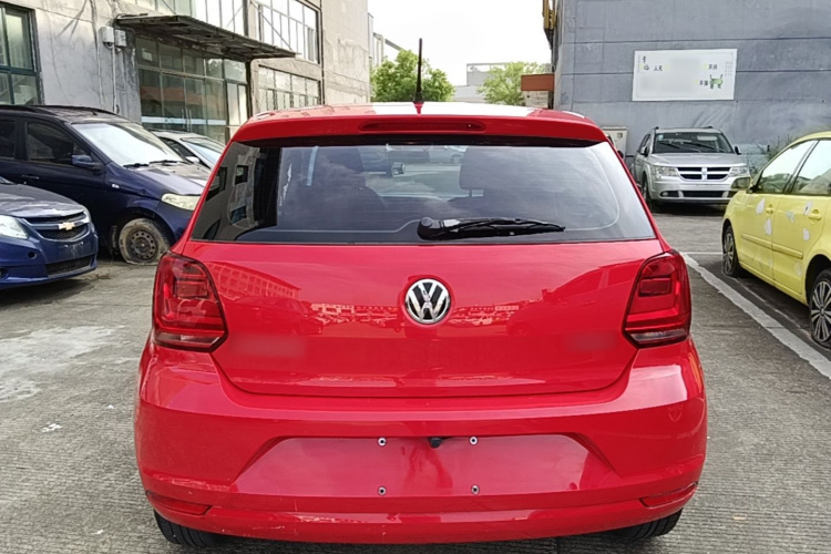 Volkswagen Polo 2018 car image #6