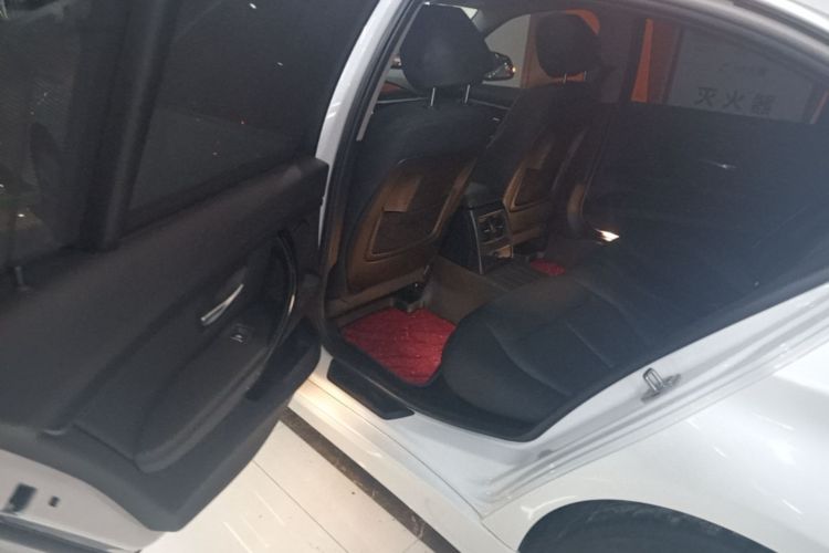 BMW 3 Series 2019 #13 BMW 3 Series 2019 car image #13