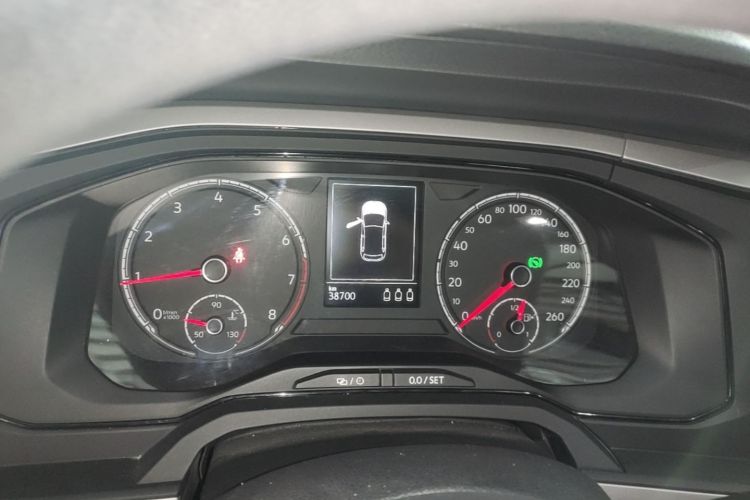 Volkswagen Polo 2021 car image #16