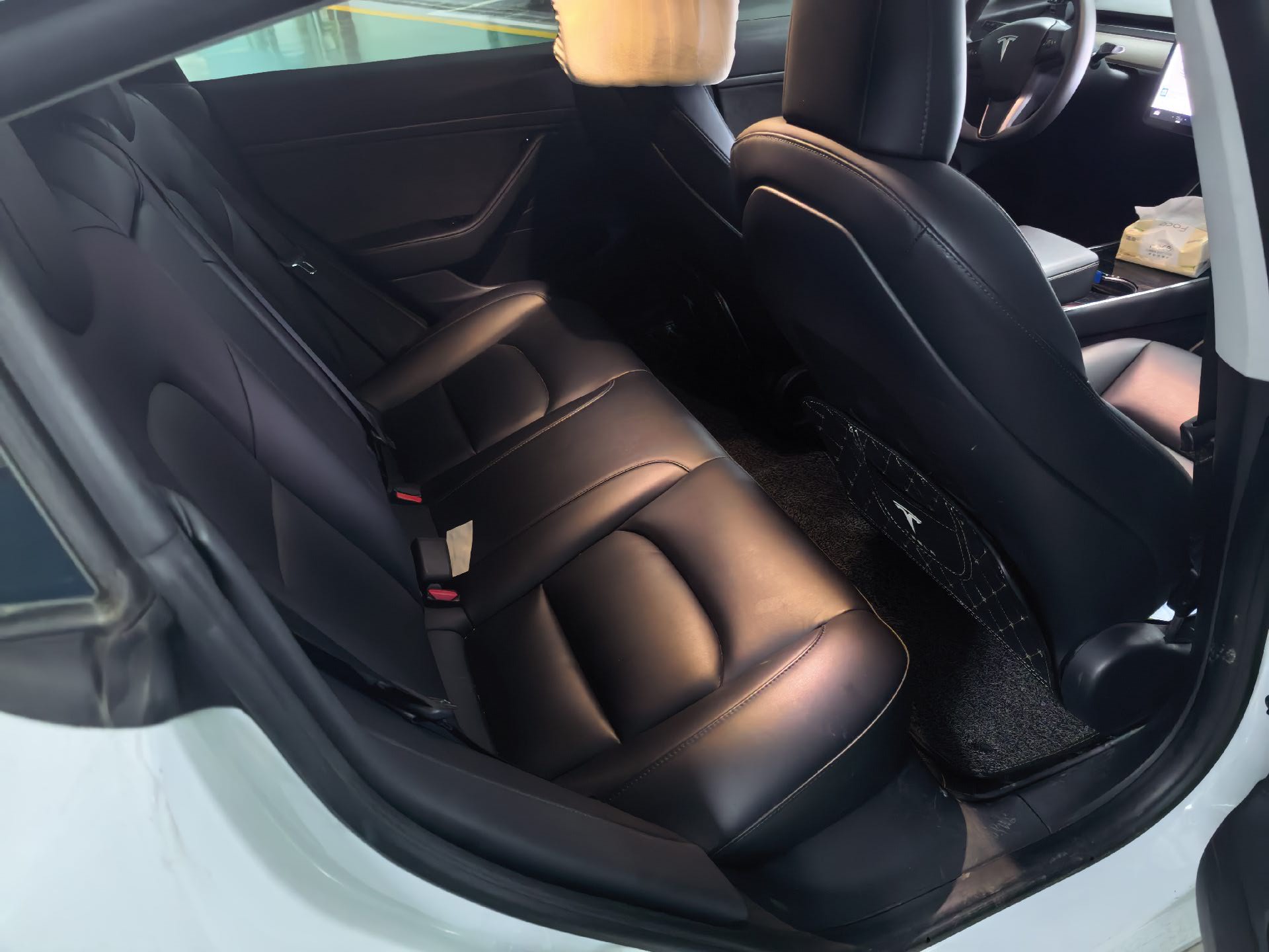 Tesla Model 3 2020 car image #4