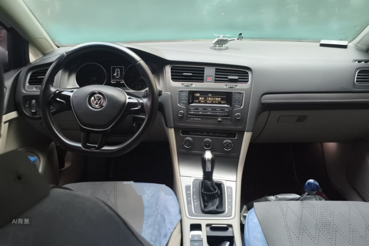 Volkswagen Golf 2015 car image #11