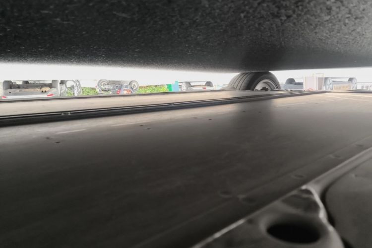 Tesla Model Y 2021 car image #22