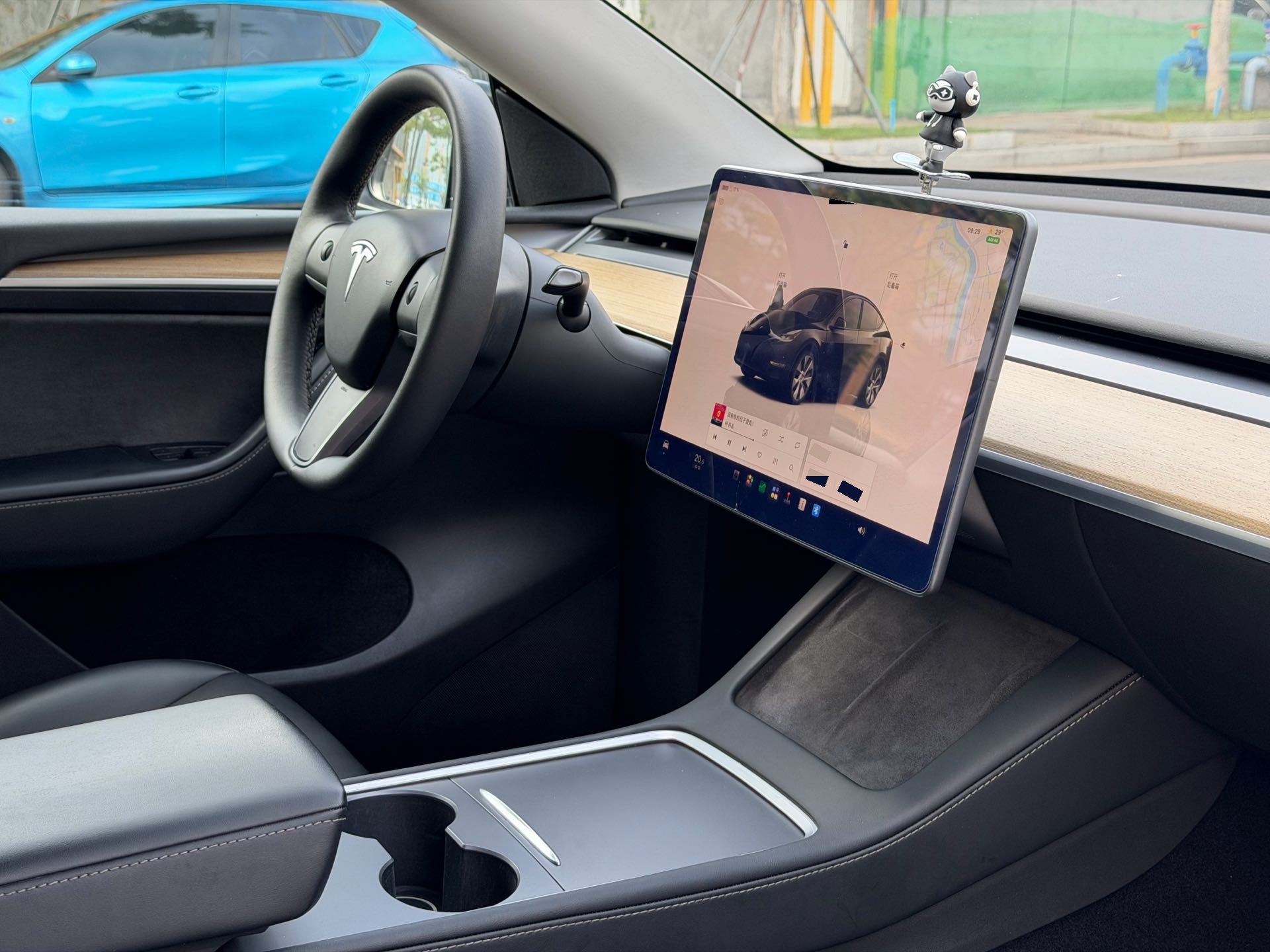 Tesla Model Y 2022 imagen de coche #14
