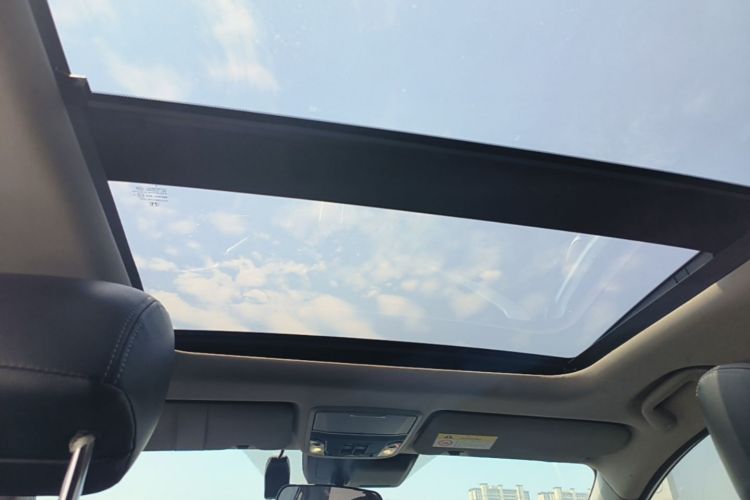 Honda CR-V 2019 car image #18