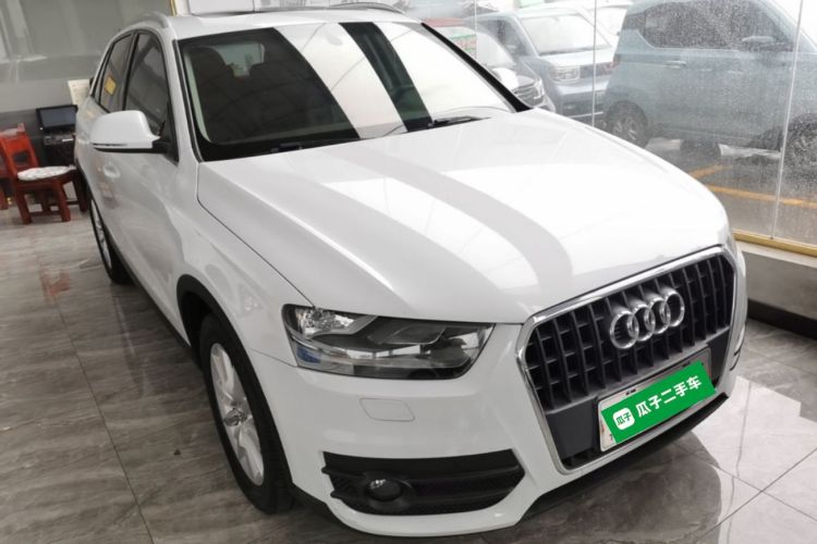 Audi Q3 2015 car image #4