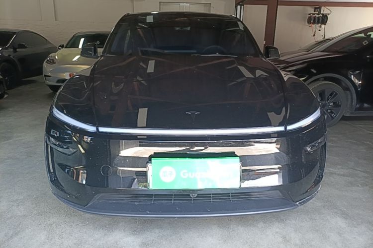 Tesla Model Y 2026 car image #3