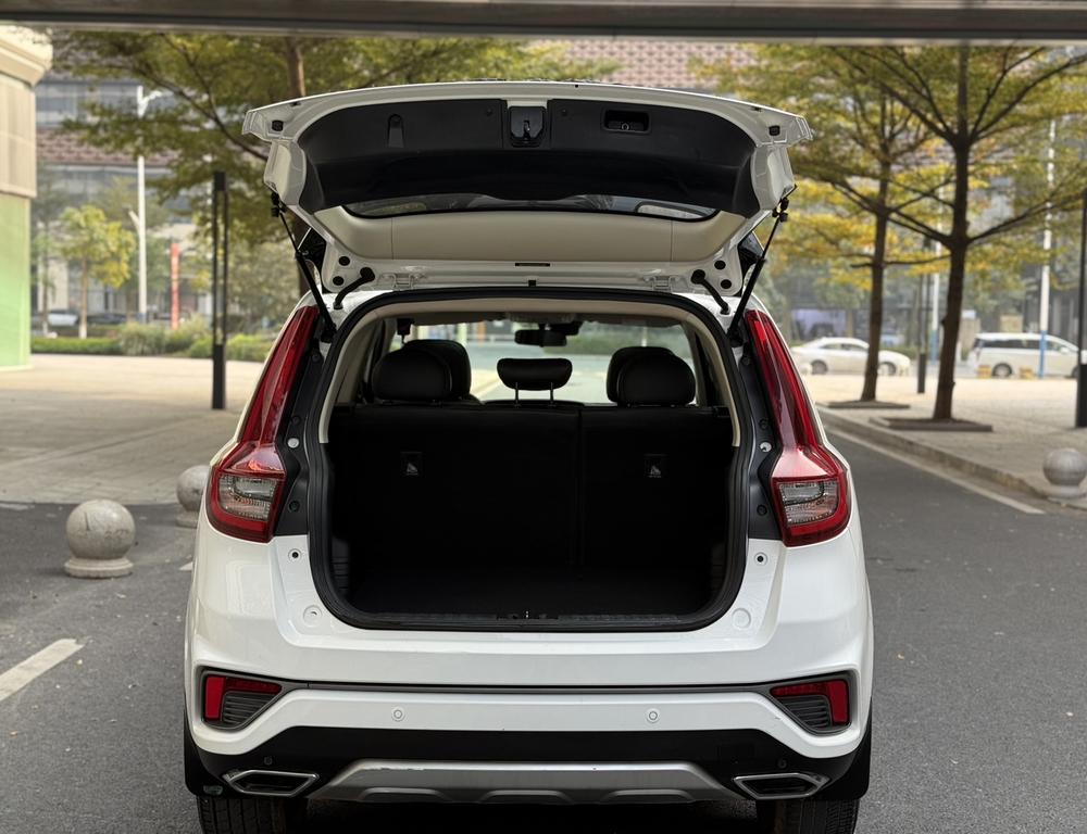 GEELY Vision X6 2018 car image #18
