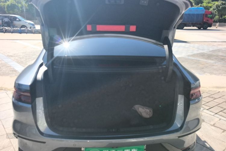 BYD Han 2022 car image #21