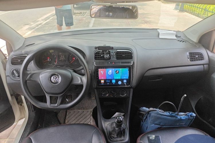 Volkswagen Polo 2015 #12 Volkswagen Polo 2015 car image #12