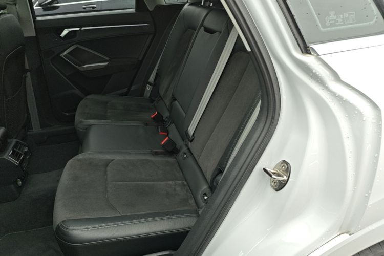 Audi Q3 2020 #17 Audi Q3 2020 car image #17