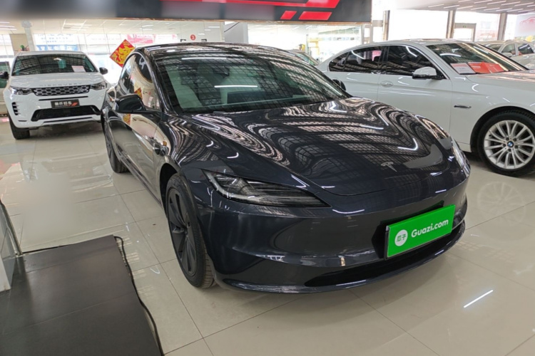 Tesla Model 3 2025 #4 Tesla Model 3 2025 car image #4