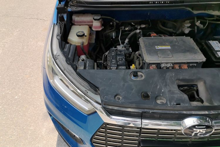 BYD Yuan New Energy 2019 immagine di auto #24