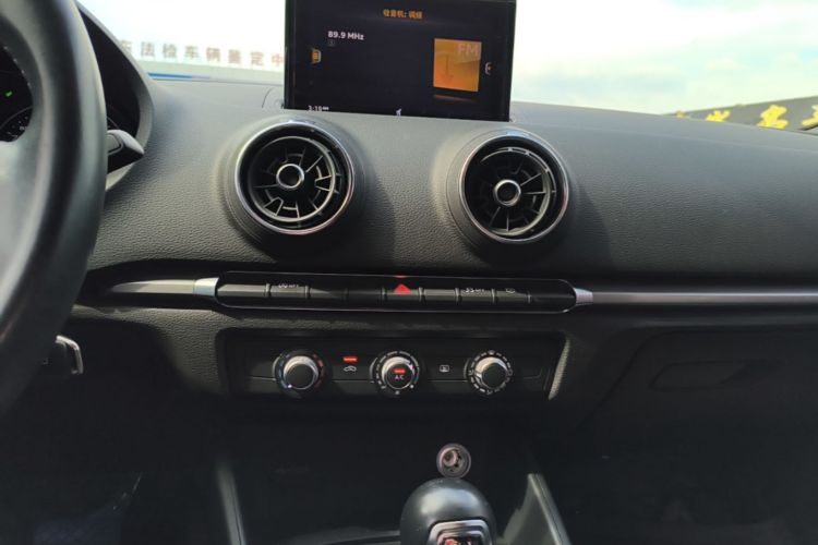 Audi A3 2018 #13 Audi A3 2018 car image #13