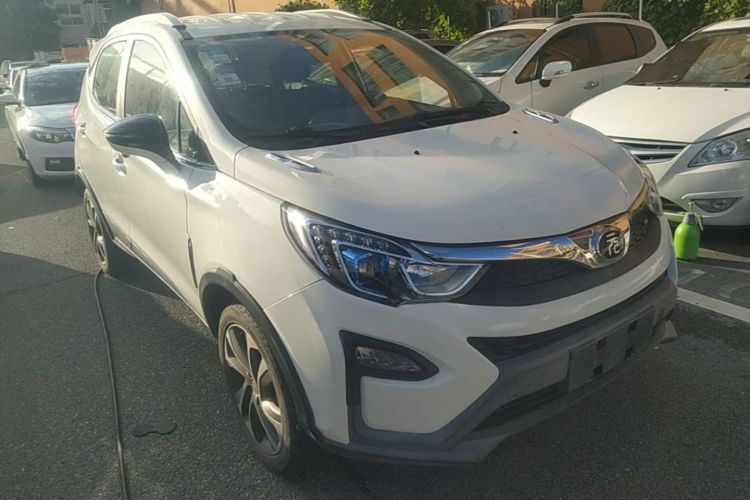 BYD Yuan 2016 #4 BYD Yuan 2016 car image #4