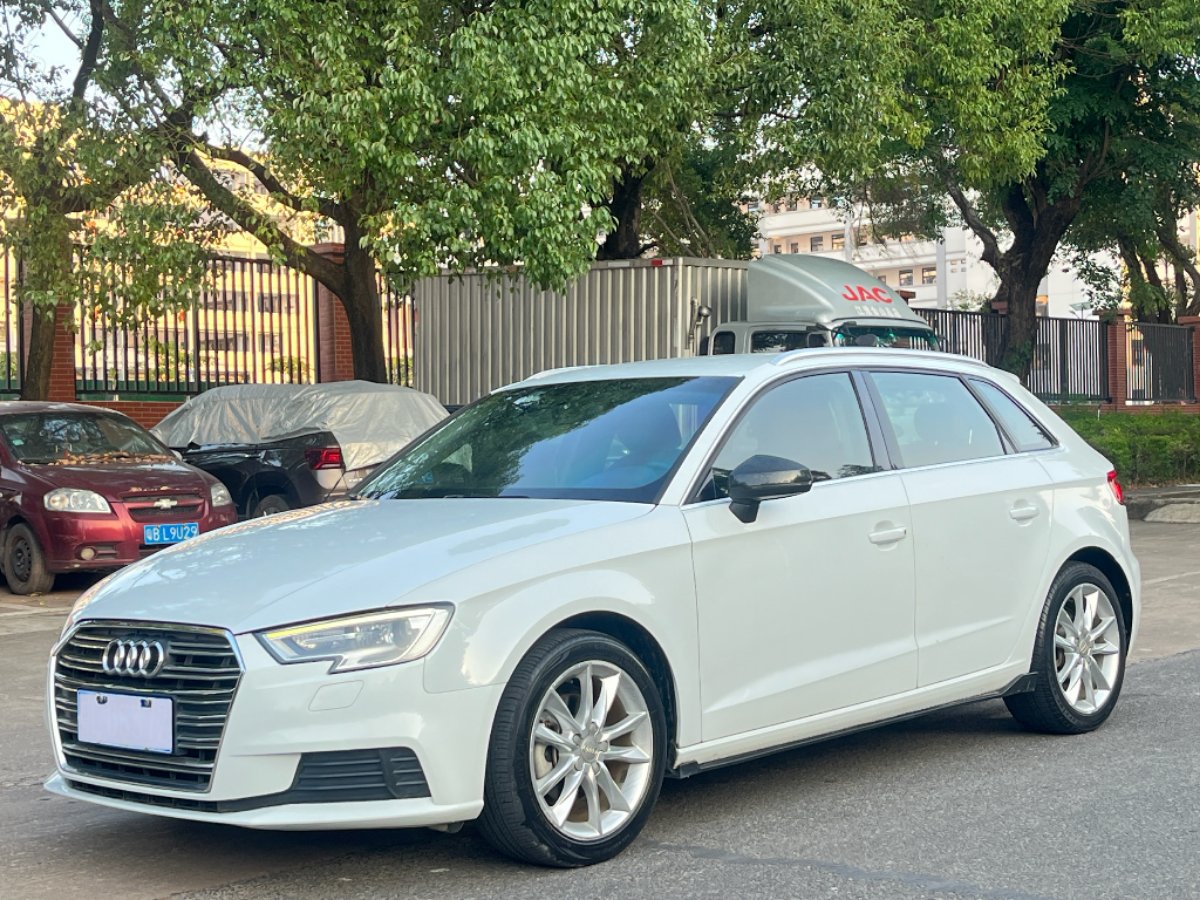 Audi A3 2017 immagine di auto 