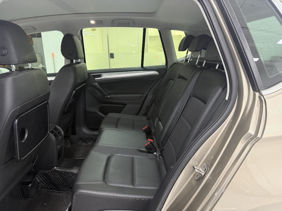Volkswagen Golf Sportsvan 2019 #7 Volkswagen Golf Sportsvan 2019 صورة سيارة #7