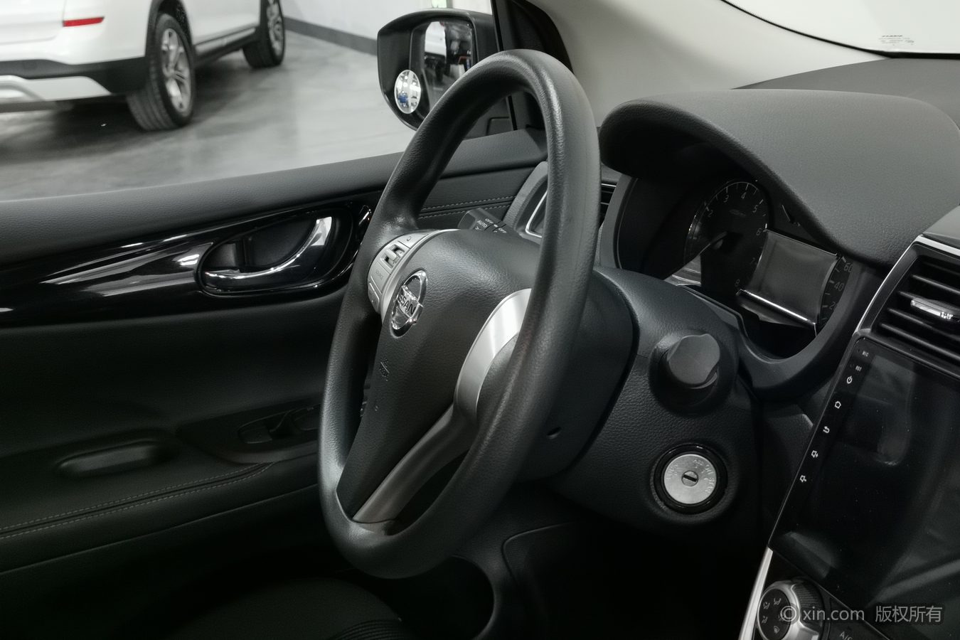Nissan TIIDA 2023 car image #23