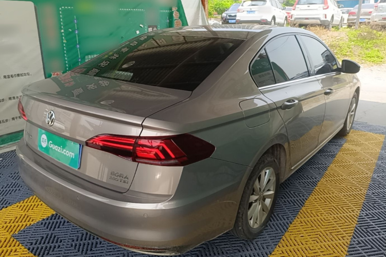 Volkswagen Bora 2019 immagine di auto #7